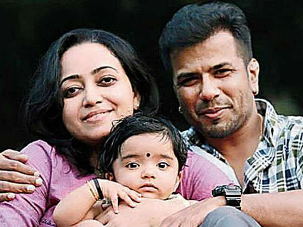 യാത്ര രാത്രിയിലേക്ക് മാറ്റിയത്?