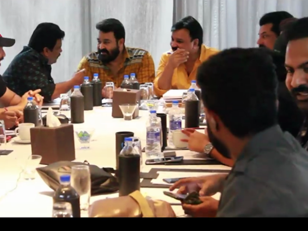 റിഹേഴ്സല് ക്യാംപിലേക്ക്
