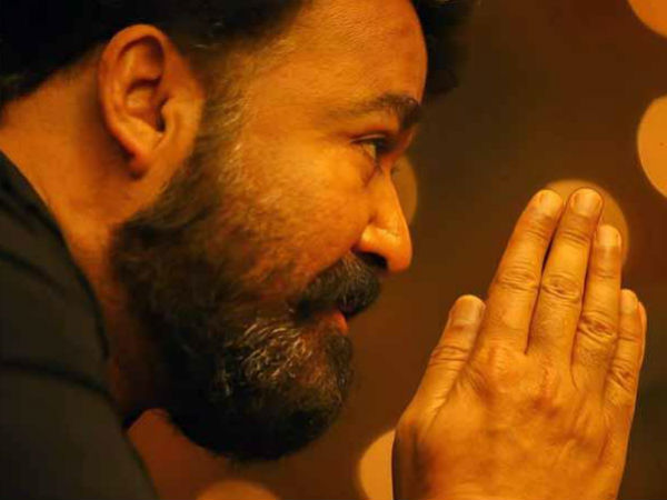 ആവേശത്തോടെ പ്രേക്ഷകർ