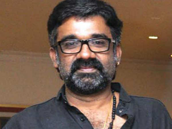 സംഭാഷണം തയ്യാറാക്കുന്നത് കഥാപാത്രങ്ങൾക്ക് വേണ്ടി