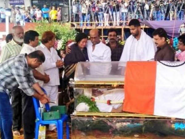 മികച്ച നേതാവ്