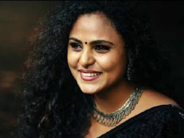 ഹോട്ട് ചിക്കൻ കറി