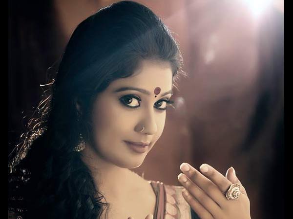 മള്ട്ടി ടാസ്ക്കിങ്ങില് വൈഭവം