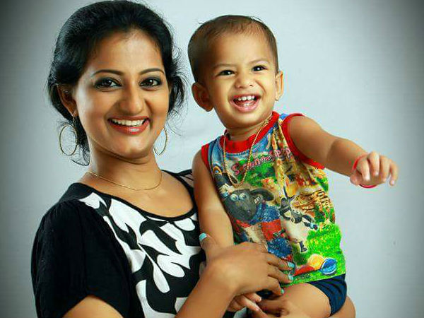 മുകുന്ദ് റാമിന്റെ അമ്മ