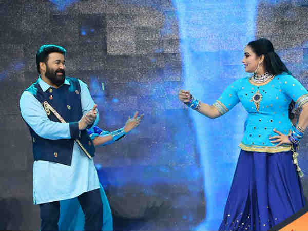 സ്ത്രീകളെക്കുറിച്ചുള്ള പരാമര്ശം