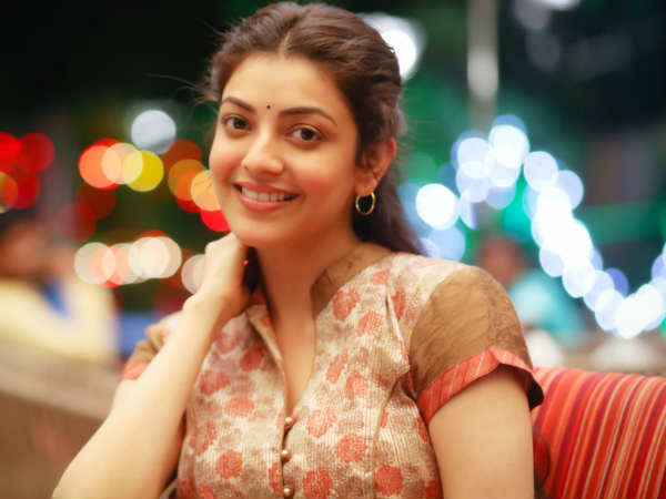 നാട്ടിൻ പുറത്ത് നിന്ന് പരിസിലേയ്ക്ക്