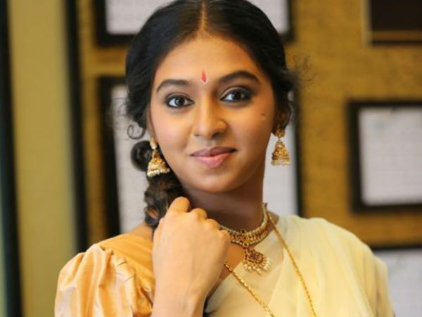 തമിഴിലേക്ക്