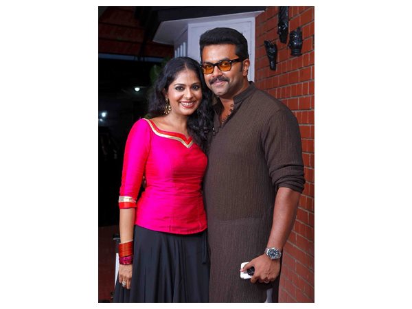 ചിത്രങ്ങള് പങ്കുവെച്ചു