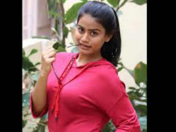 അപമാനിതയായി