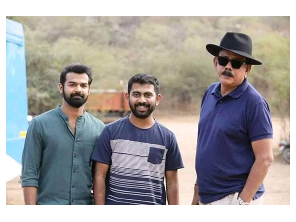 പ്രണവിന്റെ ലുക്ക്