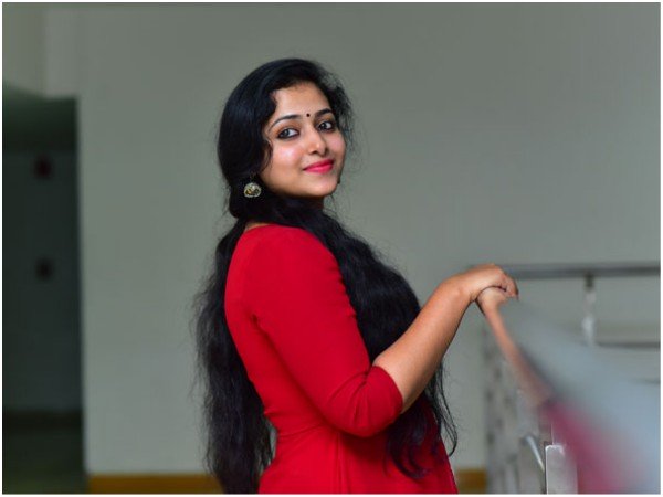 പൈങ്കിളി കഥയല്ല