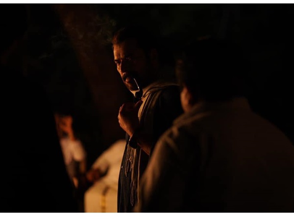 പുതിയ ലുക്ക് പോസ്റ്റര്