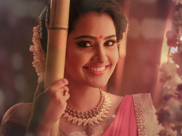 anupama parameswaran, anupama parameswaran,