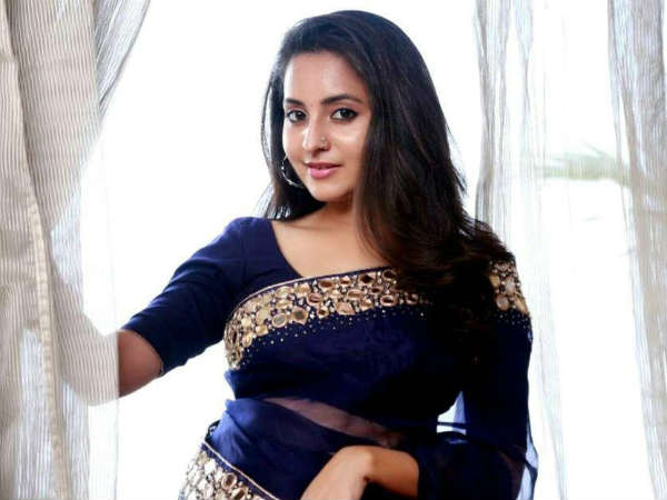 തല്ലി എന്നത് സത്യം