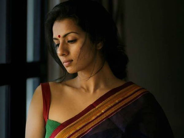 പലർക്കുമൊപ്പം അഭിനയിച്ചിട്ടുണ്ട്