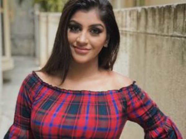 യാഷി ആനന്ദ് നായിക