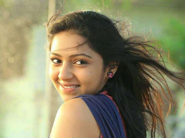 വിവരമില്ലാത്ത മൂവ്മെന്റ്