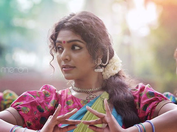 മികച്ച നടിയാണ്!!