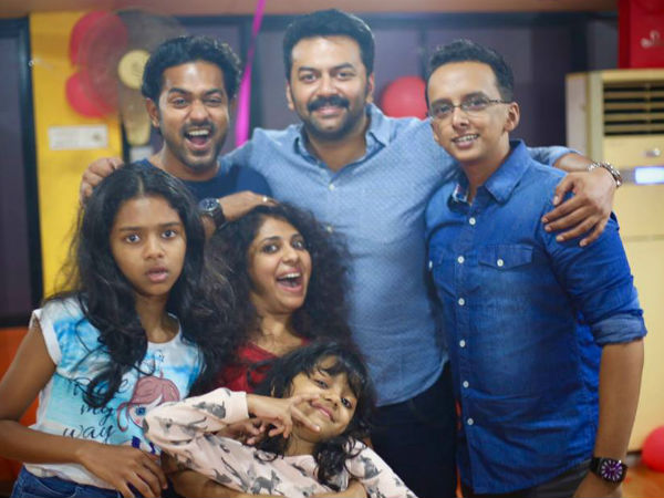 നക്ഷത്രയുടെ പെയിന്റിംഗ്