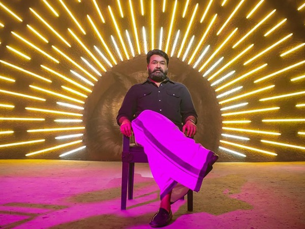 ഫൈറ്റ് സീന് അനുകരിക്കുന്ന വീഡിയോകള്