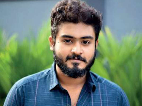 ചിത്രത്തിൽ താരപുത്രനും