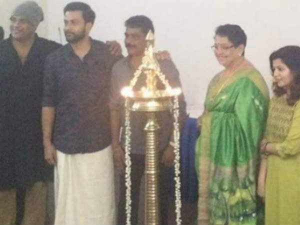 ടിയാന്രെ ചിത്രീകരണത്തിനിടയില്