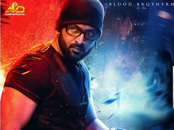 ലൂസിഫര് പൊളിച്ച് അടുക്കി
