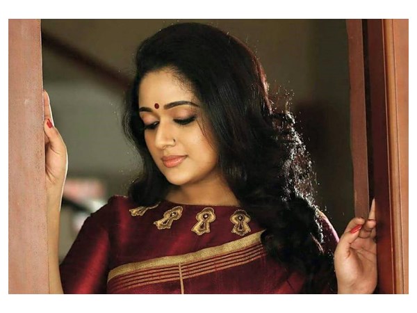 കാവ്യ മാധവന്രെ തിരിച്ചുവരവിനായി കാത്തിരിക്കുന്നു