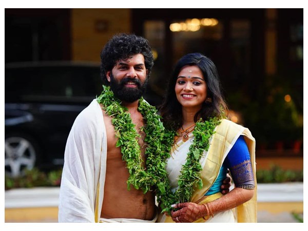 വില്ലനായും എത്തി