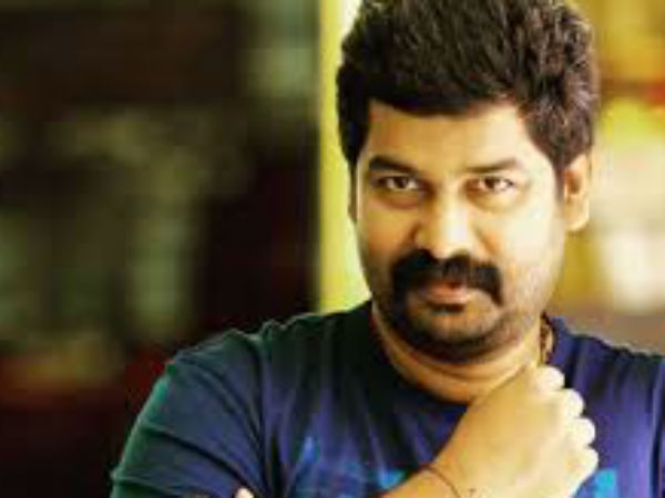 തരാങ്ങൾ പോളിങ് ബൂത്തിൽ