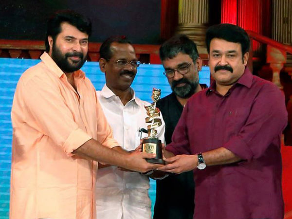 മോഹന്ലാല് ഫാന്സും എത്തി
