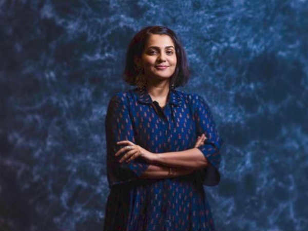 ഗംഭീര മേക്കോവറിൽ പാർവതി