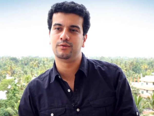പഞ്ചവര്ണതത്തയുടെ വിജയം