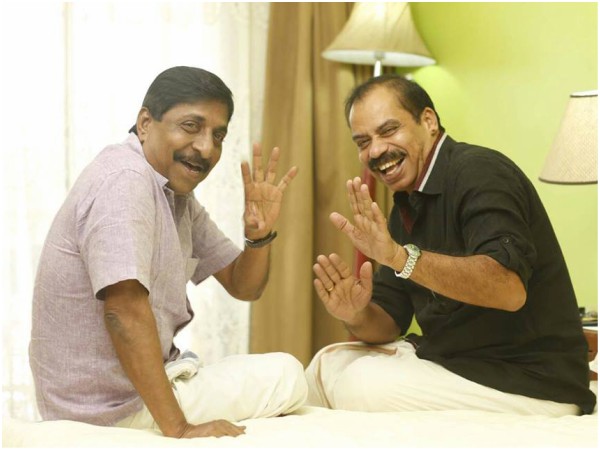 ഞാനും പ്രകാശനും മോഷ്ണമാണ്