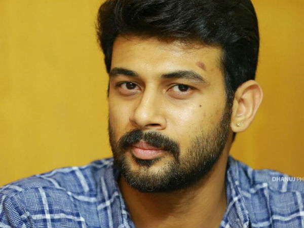ഗാംബ്ലര് മുന്നേറുന്നു
