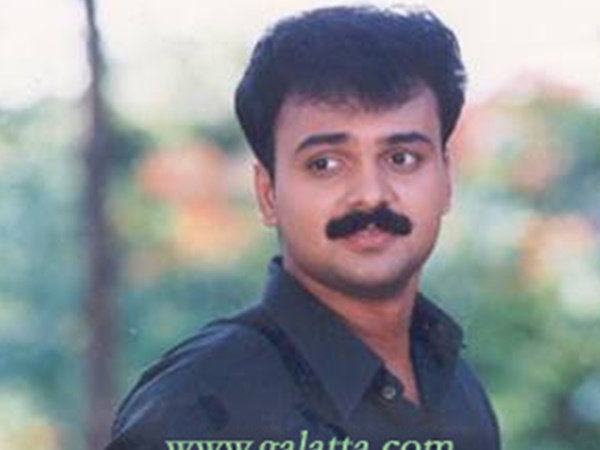 ആദ്യ സിനിമ തന്നെ ഇന്ഡസ്ട്രി ഹിറ്റ്