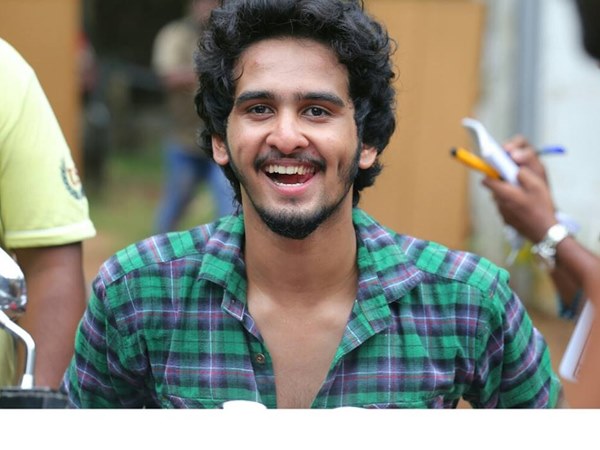 ചിരിക്കാൻ പഠിപ്പിച്ച ചിത്രം
