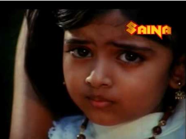 ടെലഫോണ് അങ്കിളും ദീപ മോളും