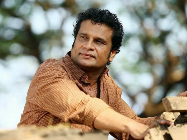 തുന്നുന്നത് അരി ആഹാരം