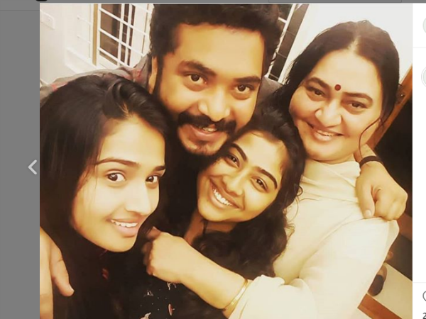 സീരിയസാണല്ലോ?