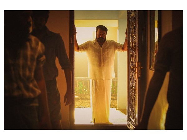 ലൂസിഫറിലെ ഡയലോഗ്