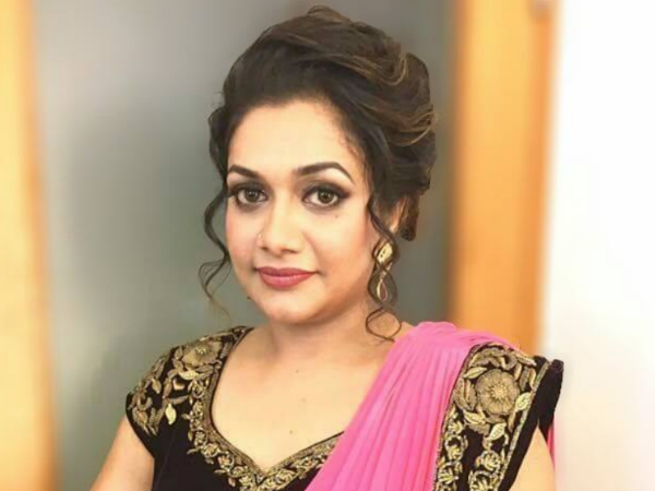 പ്രേക്ഷകരെ കയ്യുലെടുക്കാൻ