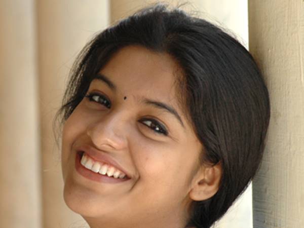 നഷ്ടപരിഹാരം വേണമെന്ന് താരം