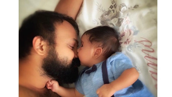 മകന്റെ ചിത്രം പുറത്ത് വിട്ട് ചാക്കോച്ചന്