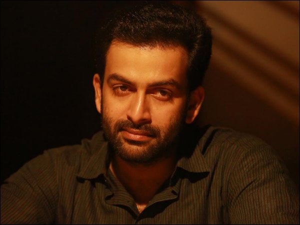 എമ്പൂരാനിൽ പൃഥ്വി