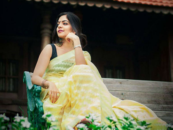 ഇപ്പോള് വിവാഹം കഴിക്കല്ലേ