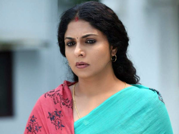 പരാതിപ്പെടുന്നത് പോലീസിൽ