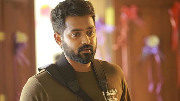 പ്രദീപേട്ടൻ