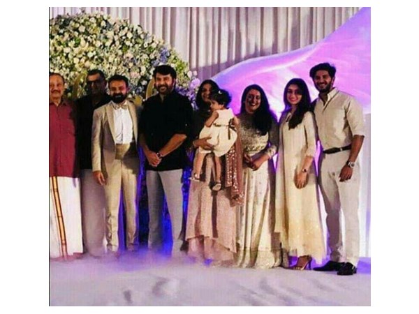 മമ്മൂട്ടിയും ദുല്ഖര് സല്മാനും കുടുംബസമേതം