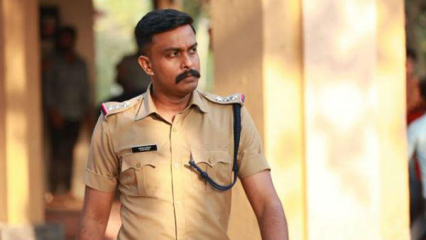 അക്ബർ എന്ന കഥാപാത്രം